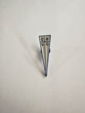 Pin Universidad Católica escudo