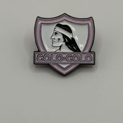 Pin Colo-Colo escudo rosado